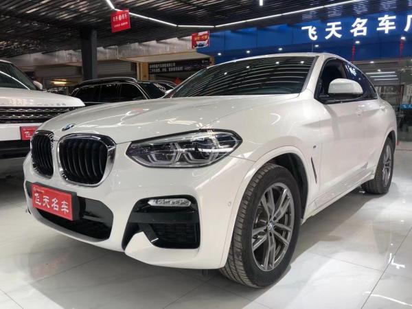 宝马 宝马X4  2021款 xDrive 25i M运动套装