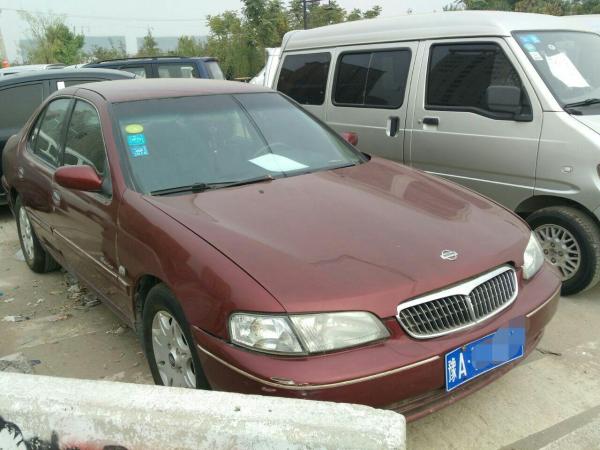 【郑州】2003年10月 日产 蓝鸟 风神 2.0 豪华型 自动档