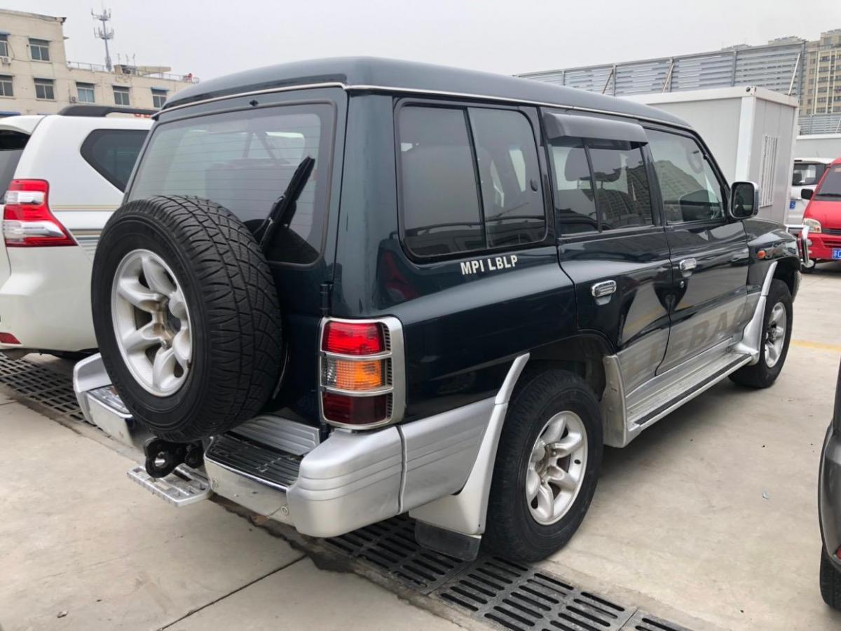 【徐州】2010年4月 猎豹 黑金刚 2009款 2.4l 手动四驱 手动挡