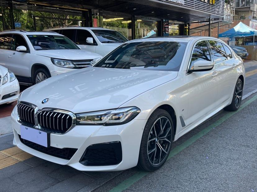厦门2021年1月宝马宝马5系2021款530li尊享型m运动套装白色手自一体