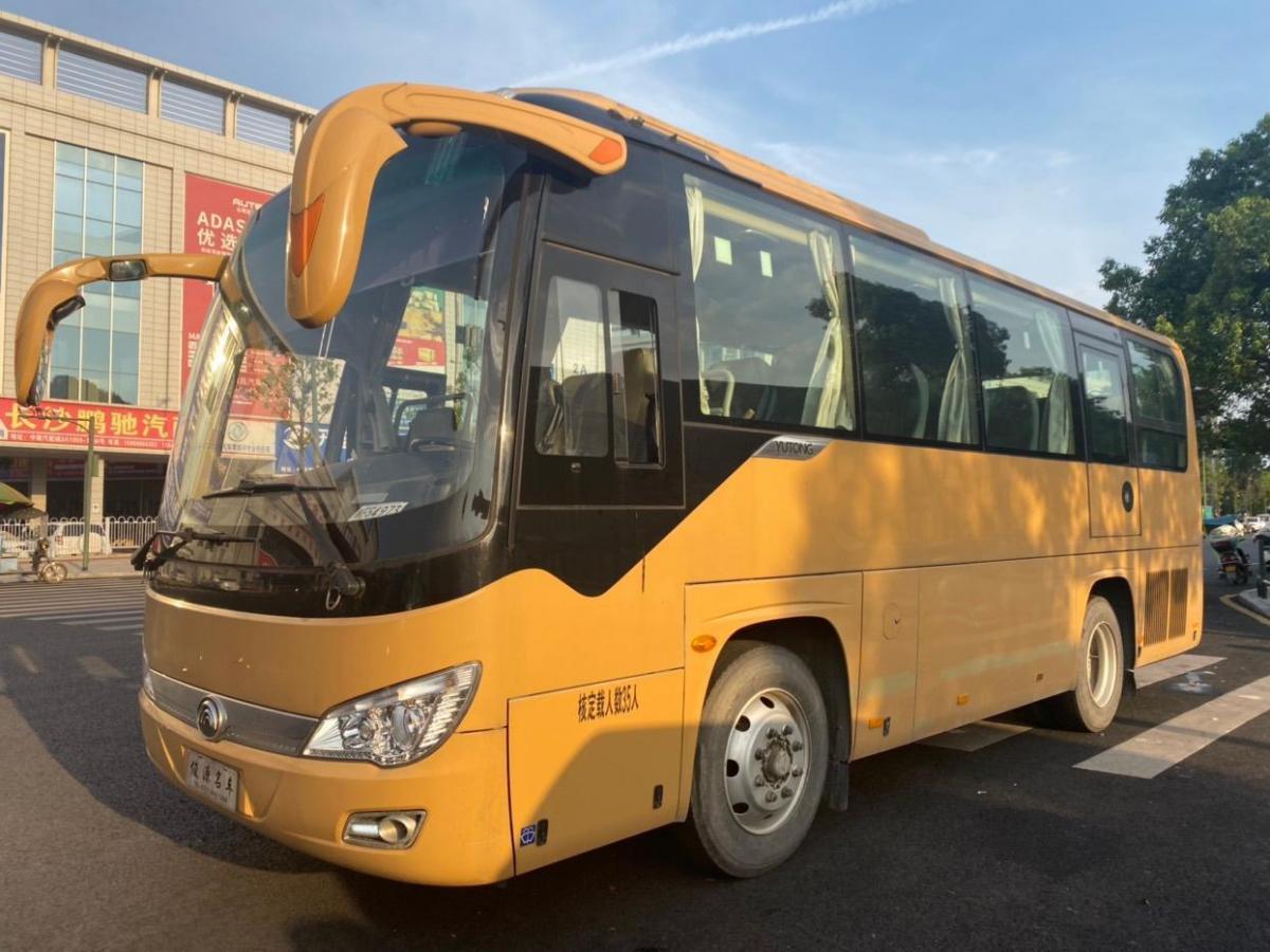 长沙2017年4月宇通681635座客车非营运中巴大巴橙色手动挡