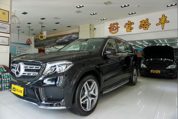 奔驰 奔驰GLS  2018款 GLS400 3.0T 4MATIC 豪华型