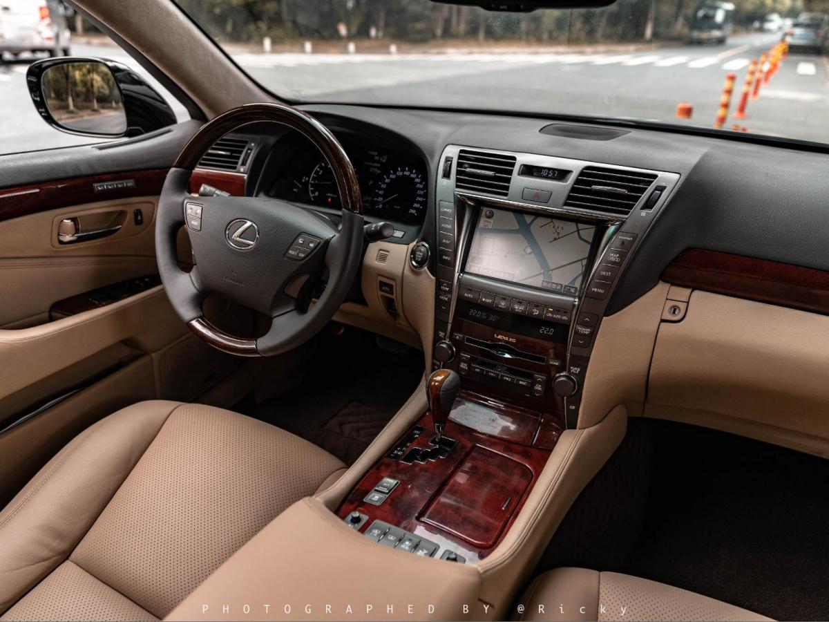 雷克萨斯ls 2006款 460l图片