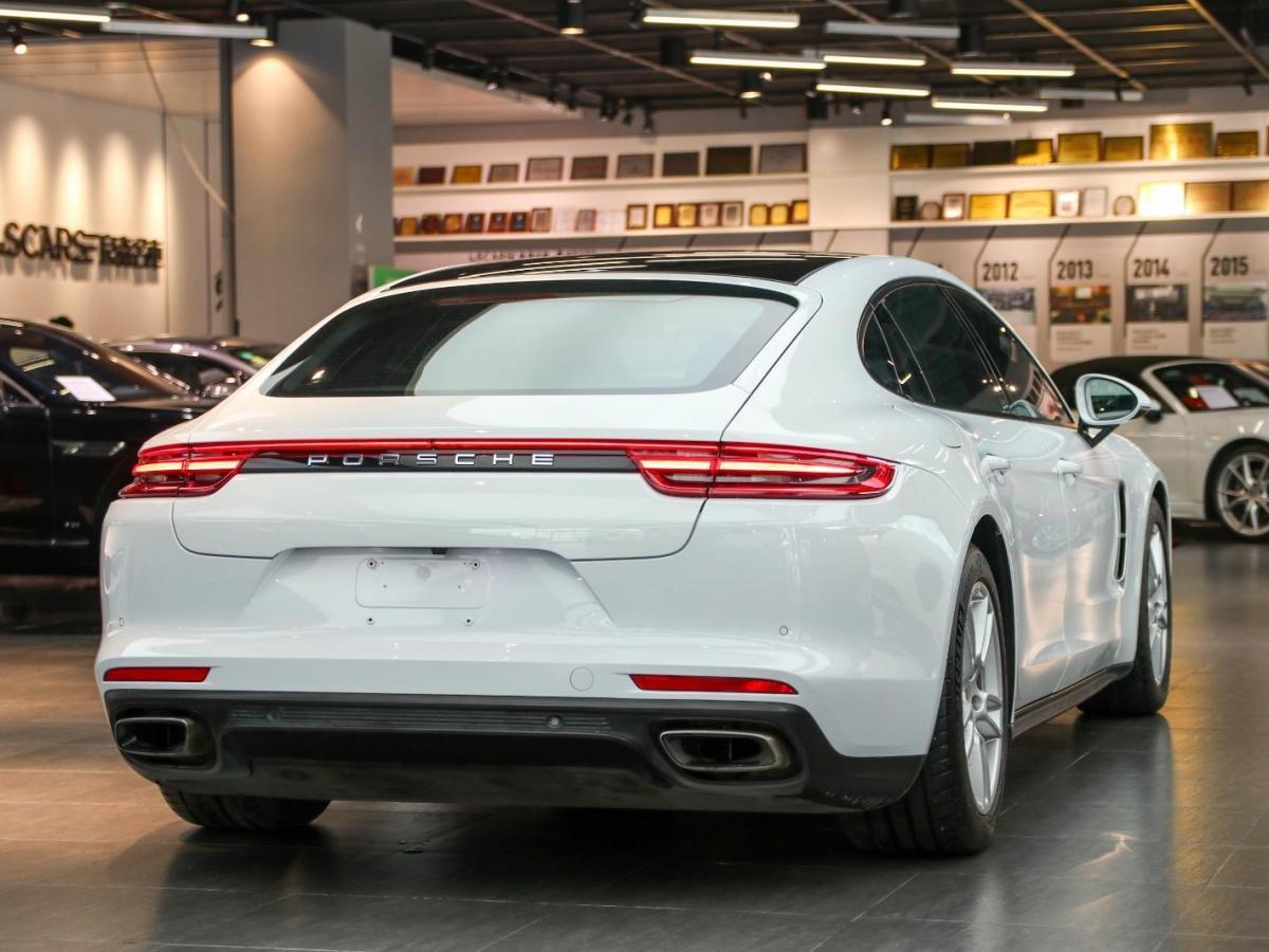 保时捷 panamera  2017款 panamera 4 行政加长版 3.0t图片
