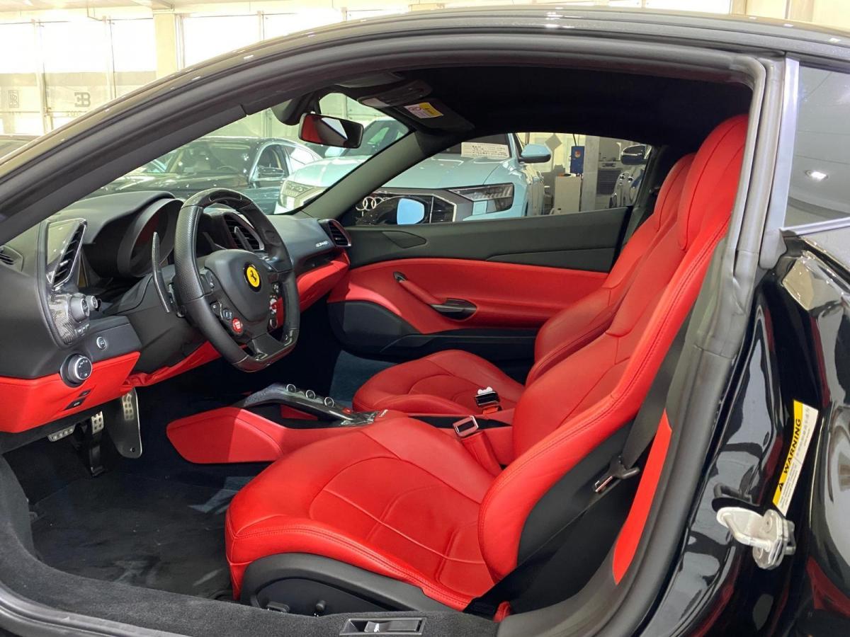 法拉利 488 2015款 488 spider图片