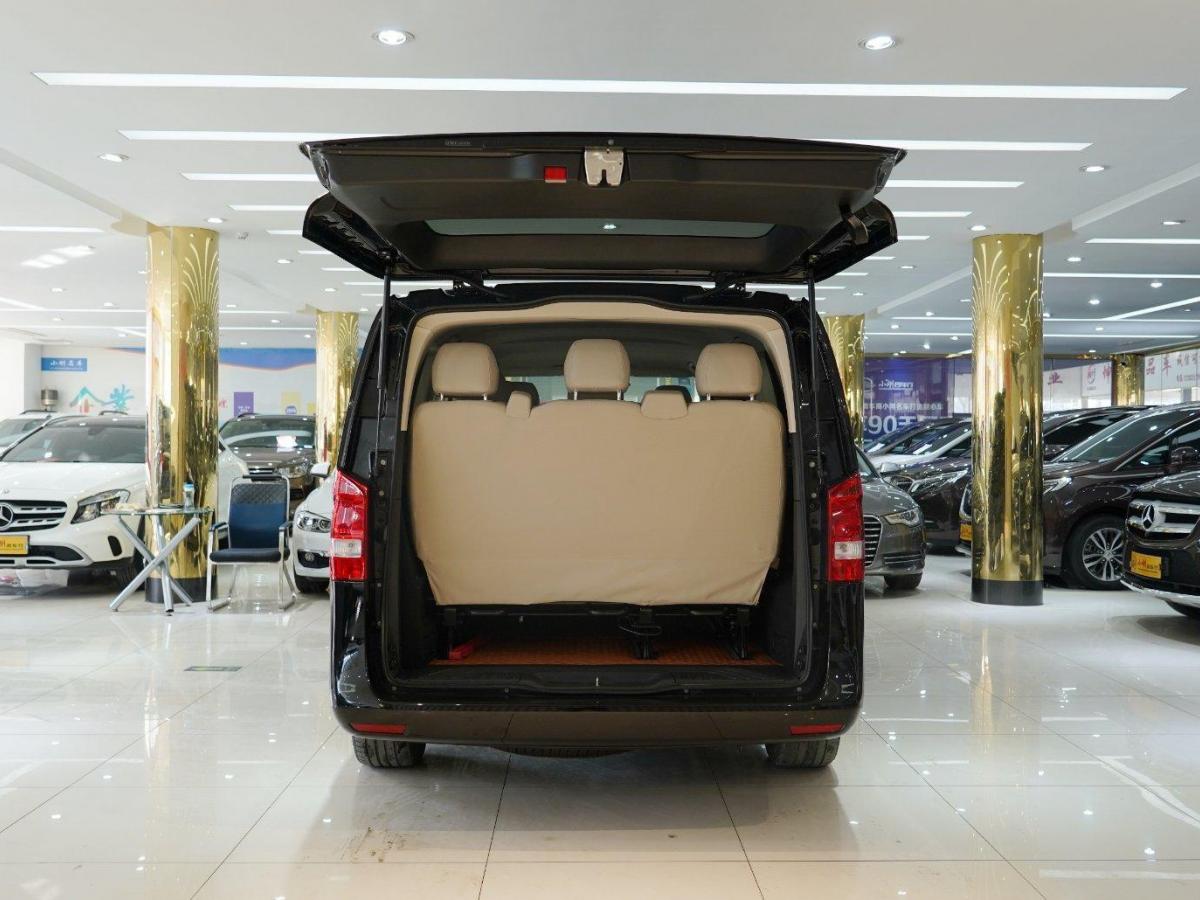 奔驰 威霆 2020款 2.0t 精英版 9座图片