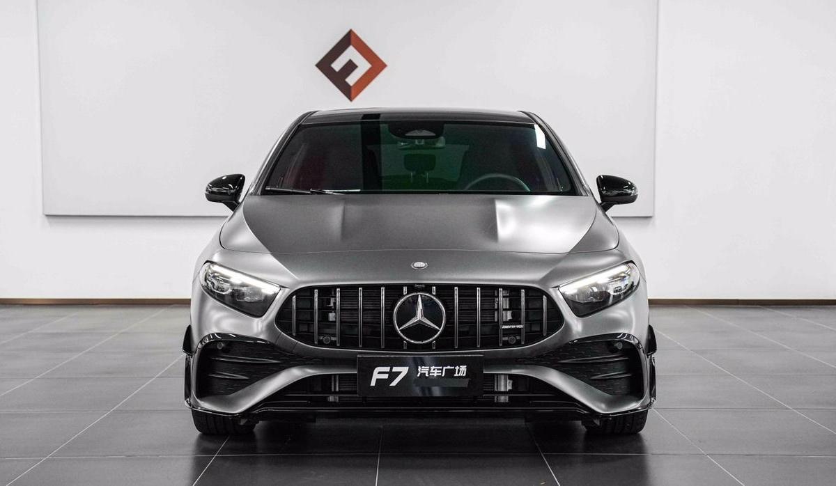 奔馳 奔馳A級(jí)AMG  2020款 AMG A 35 4MATIC圖片