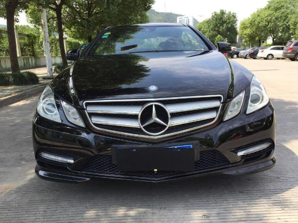 奔驰 奔驰e级  2012款 e260 cgi coupe 1.8t