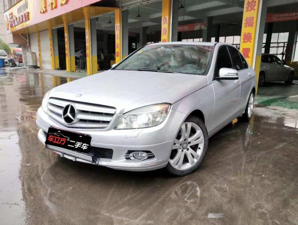 奔驰 奔驰c级  2011款 c200 cgi 1.8t 时尚型