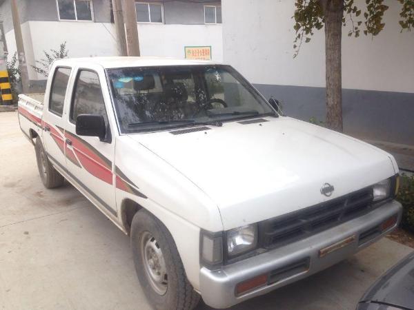 【潍坊】2000年1月 日产 d22皮卡 2.4 领先型 白色 手动挡
