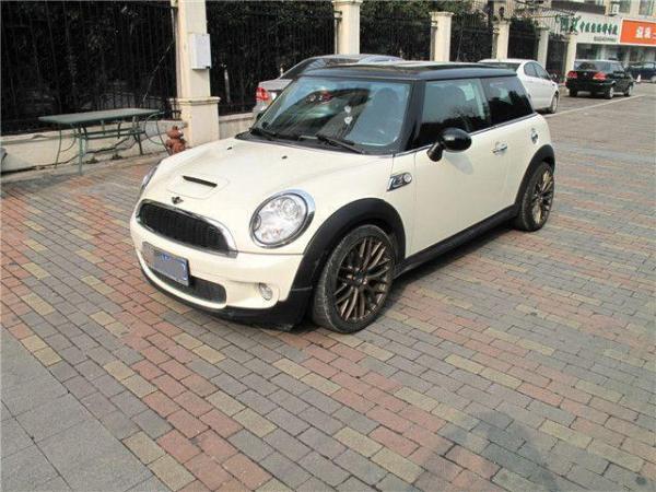 【宁波】2010年3月 宝马mini宝马迷你cooper 奶白色 白色 自动档