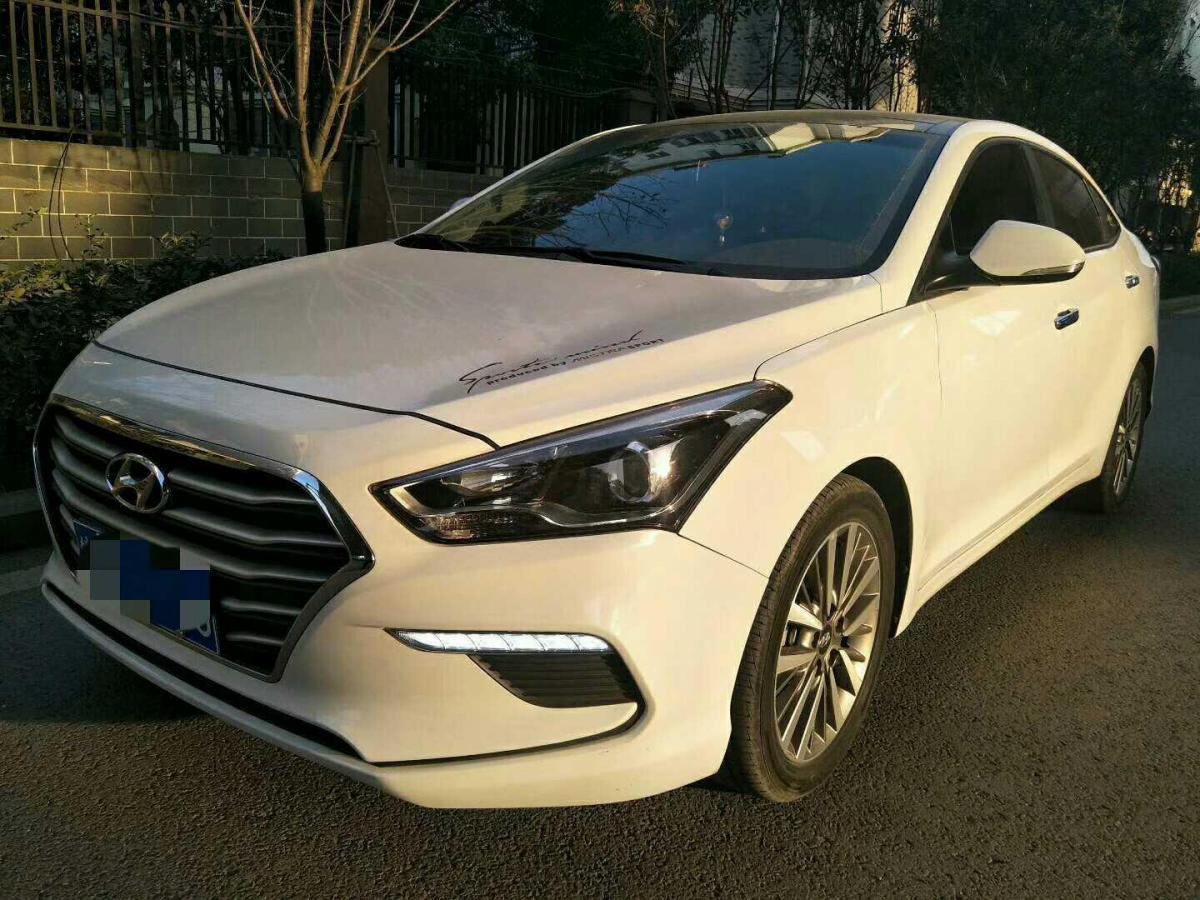 合肥2018年3月现代名图18l自动尊贵型dlx白色手动挡