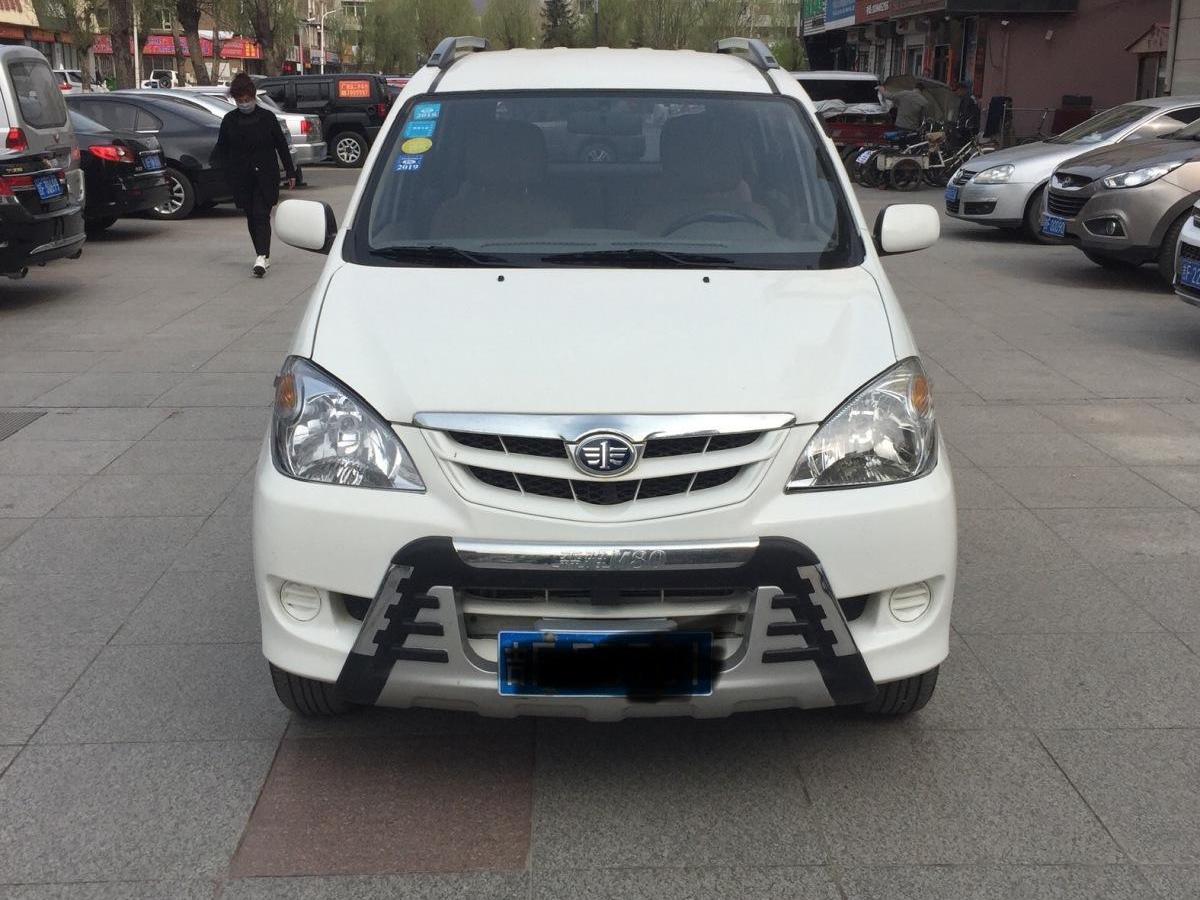 白山2012年6月一汽森雅m802011款超值版13l手动7座白色手动挡