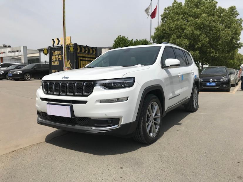 芜湖2018年4月jeep大指挥官2018款20t两驱畅享版白色手自一体