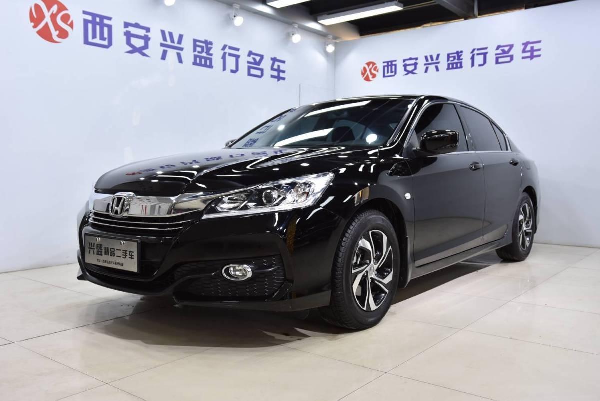 西安2017年3月本田雅阁2016款20l舒适版黑色自动档
