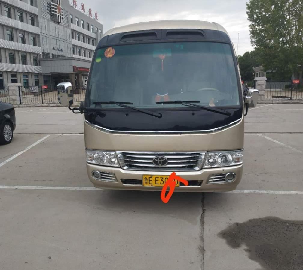 东营2018年6月九龙c62018款30t豪华型黄色手动挡