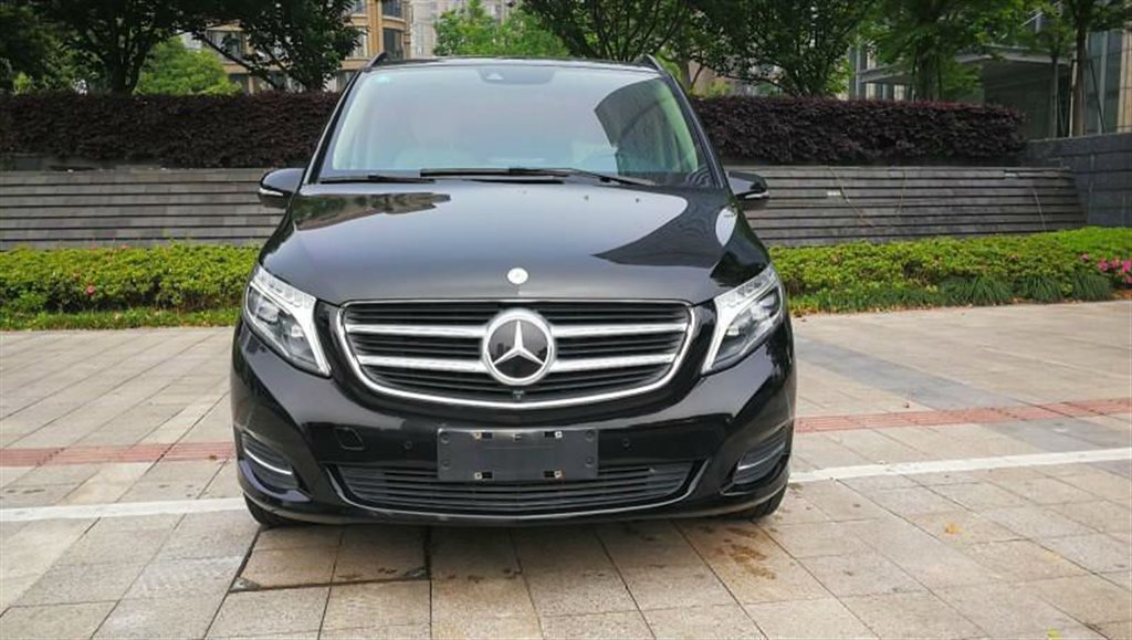 【宁波】2016年10月 奔驰 v级 2016款 v 260 领航版 黑色 手动挡