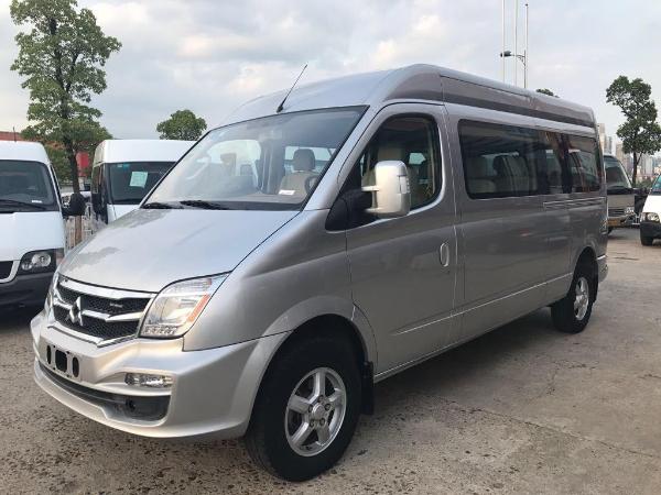 长沙2014年7月上汽大通v8015座银灰手动挡