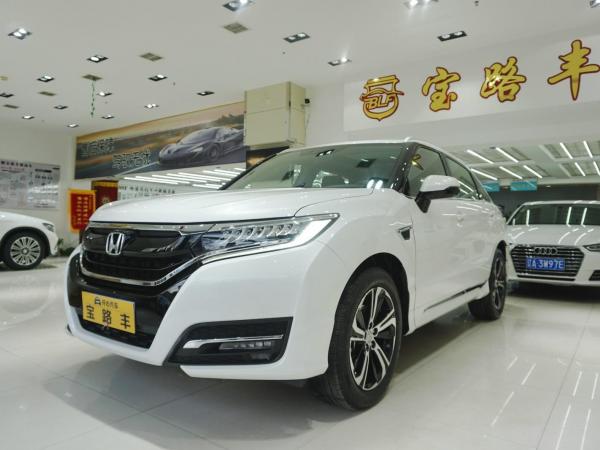 本田 UR-V  2017款 370TURBO 两驱尊贵版