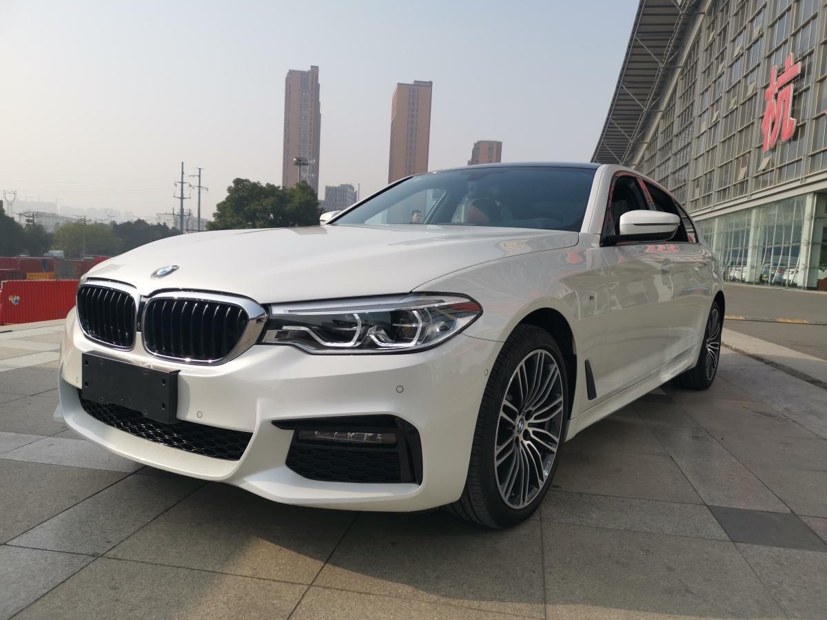 杭州2019年3月宝马宝马5系2020款530li领先型m运动套装白色手自一体