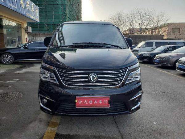 东风风行 菱智  2019款  M5L 1.6L 7座豪华型 国VI