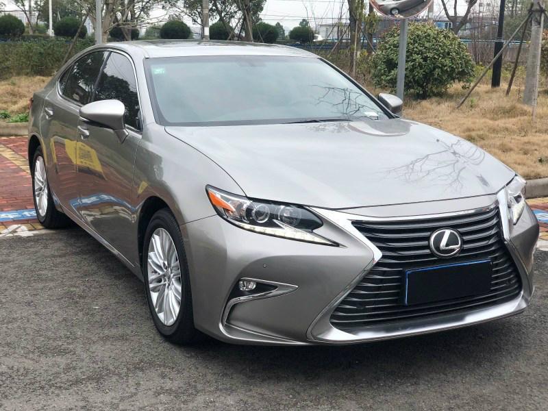 舟山2017年6月雷克萨斯e200黑色自动档