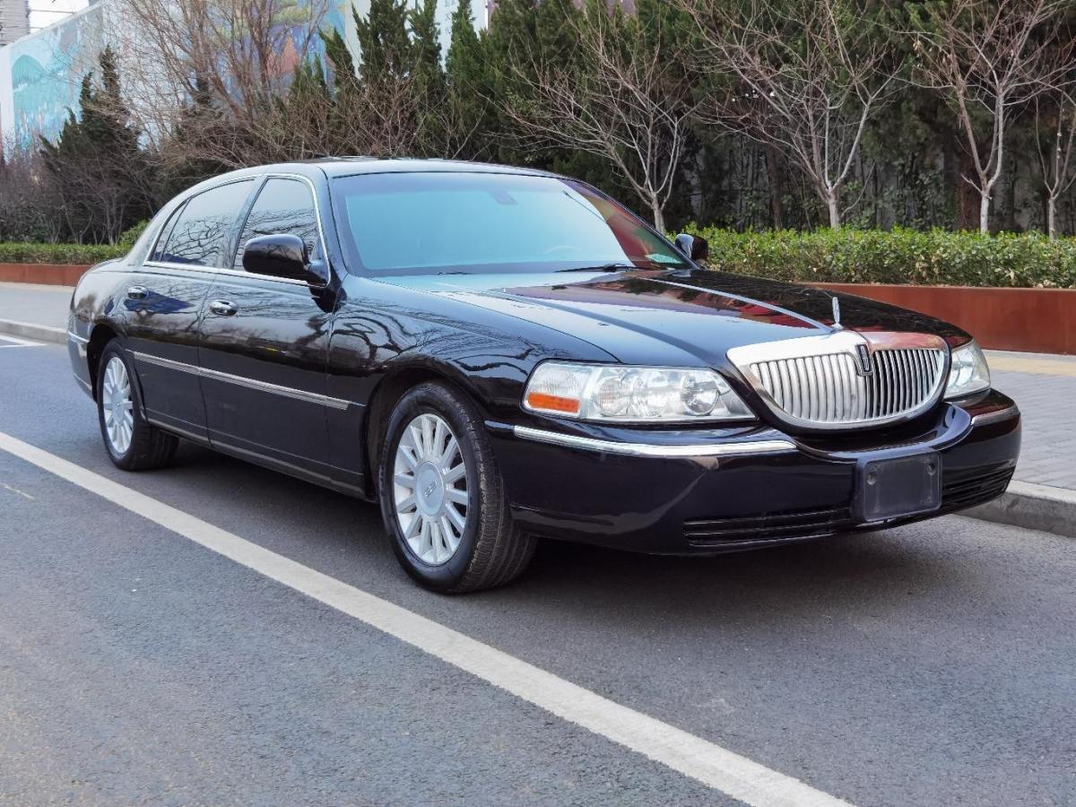 林肯 城市 2004款 4.6 加长礼宾车图片