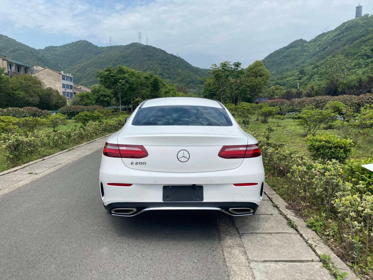 奔驰 奔驰e级  2017款 e200 coupe 2.0t图片