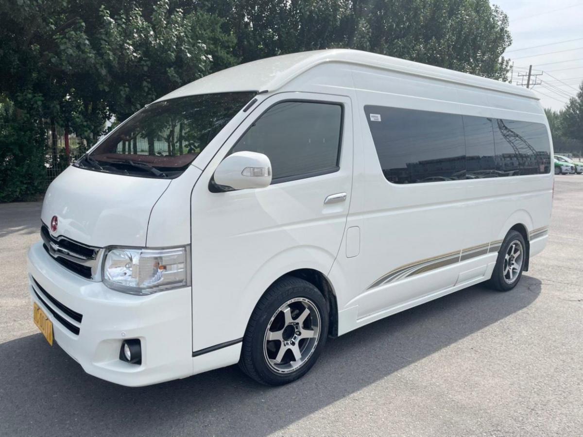 【鞍山】2014年5月 丰田hiace 2011款 2.7l自动豪华版13座 自动档