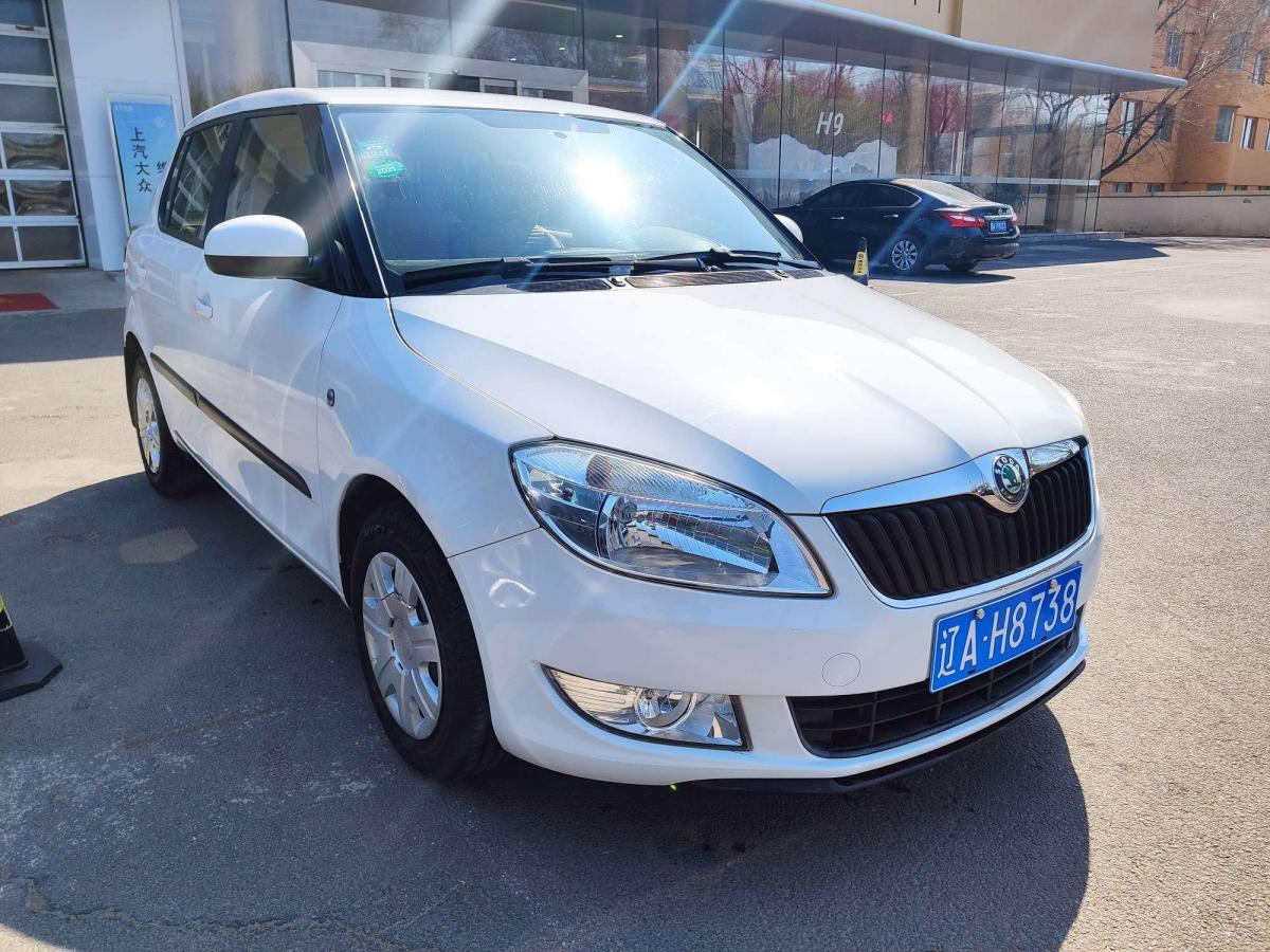 斯柯达 晶锐 2012款 1.4l 手动晶致版图片