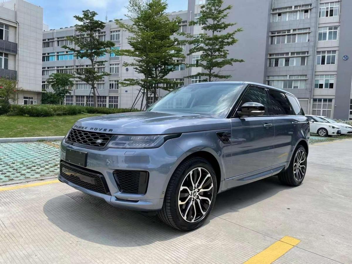 厦门2021年6月路虎揽胜运动版2022款30l6耀黑版蓝色手自一体