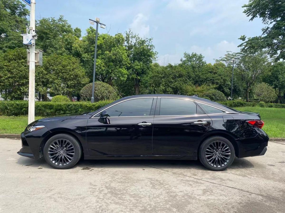 丰田 亚洲龙 2019款 2.5l touring尊贵版 国vi图片