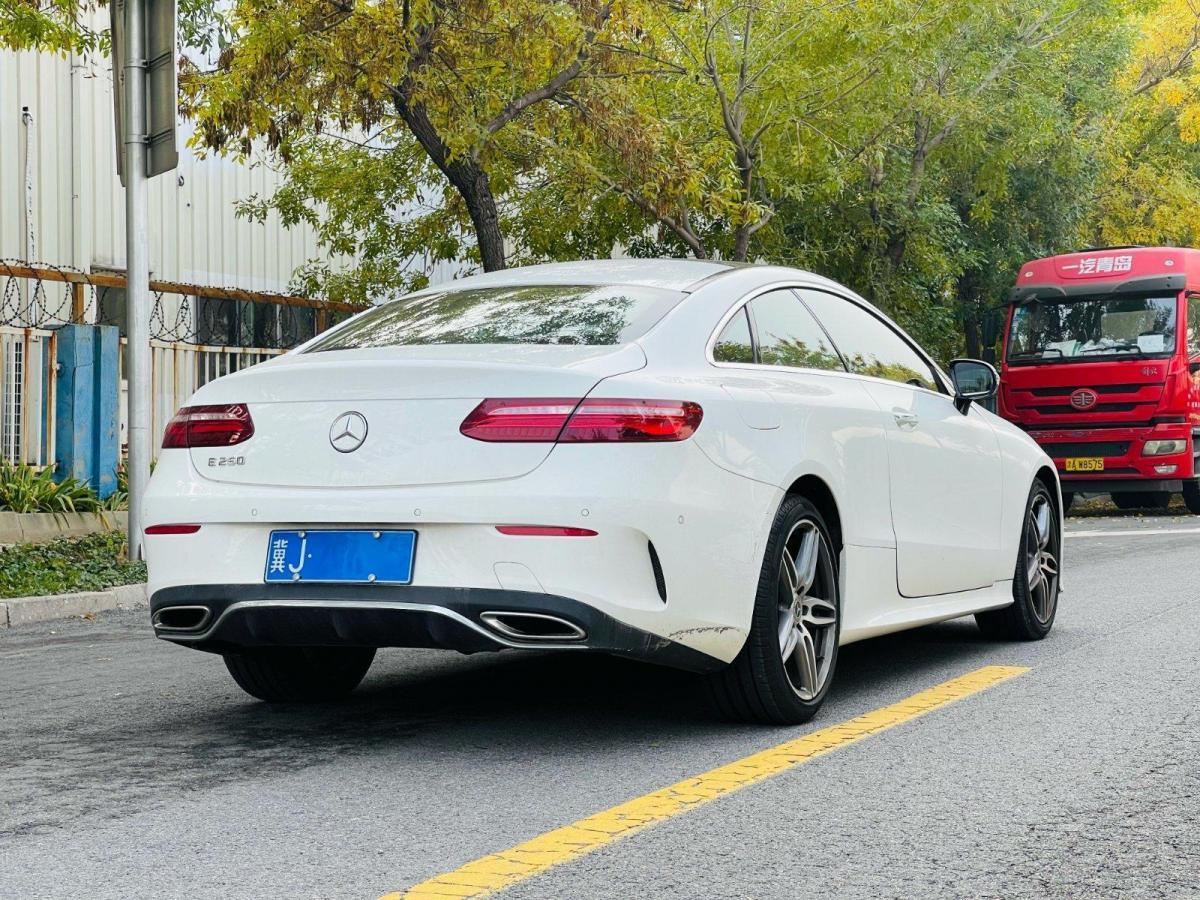 奔馳 奔馳e級 2020款 e 260 轎跑車圖片