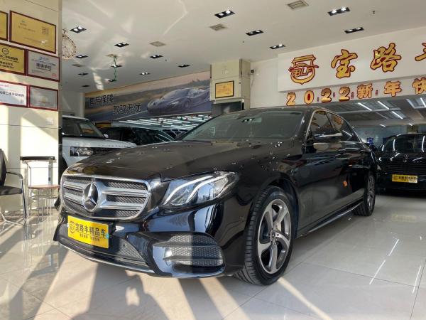 奔驰 奔驰E级  2020款 E 300 L 运动豪华型