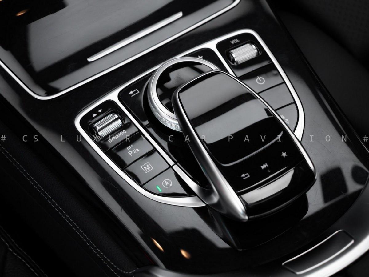 奔驰 奔驰glc  2018款 glc 200 4matic 白色 自动档对价格不满意?