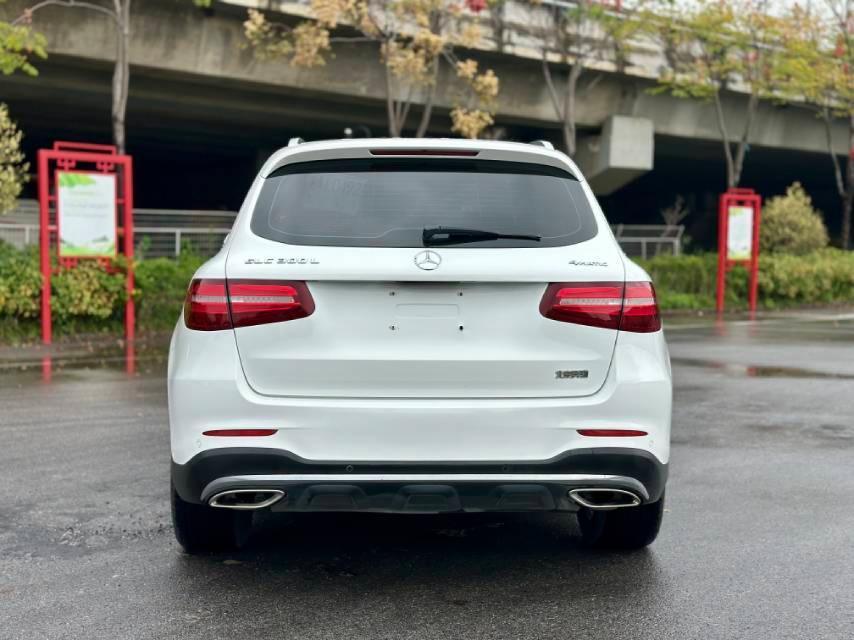 奔驰 奔驰GLC  2023款 改款 GLC 300 L 4MATIC 动感型 5座图片