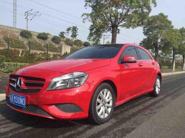 【南京】2012年6月 奔驰 a级 amg 2013款 奔驰a级 a 180 时尚型 红色