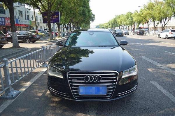 奥迪 奥迪A8  2012款 A8L 45TFSI quattro 豪华型