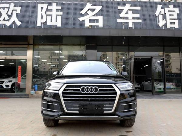 奥迪 奥迪Q7  2016款 40 TFSI 舒适型