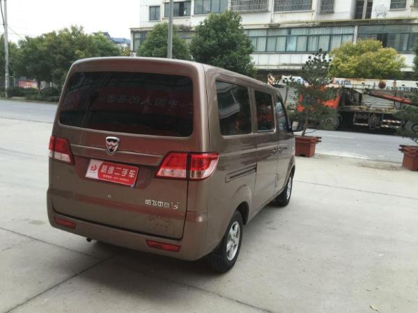 【南通】2014年10月 哈飞中意v5 香槟色 手动挡