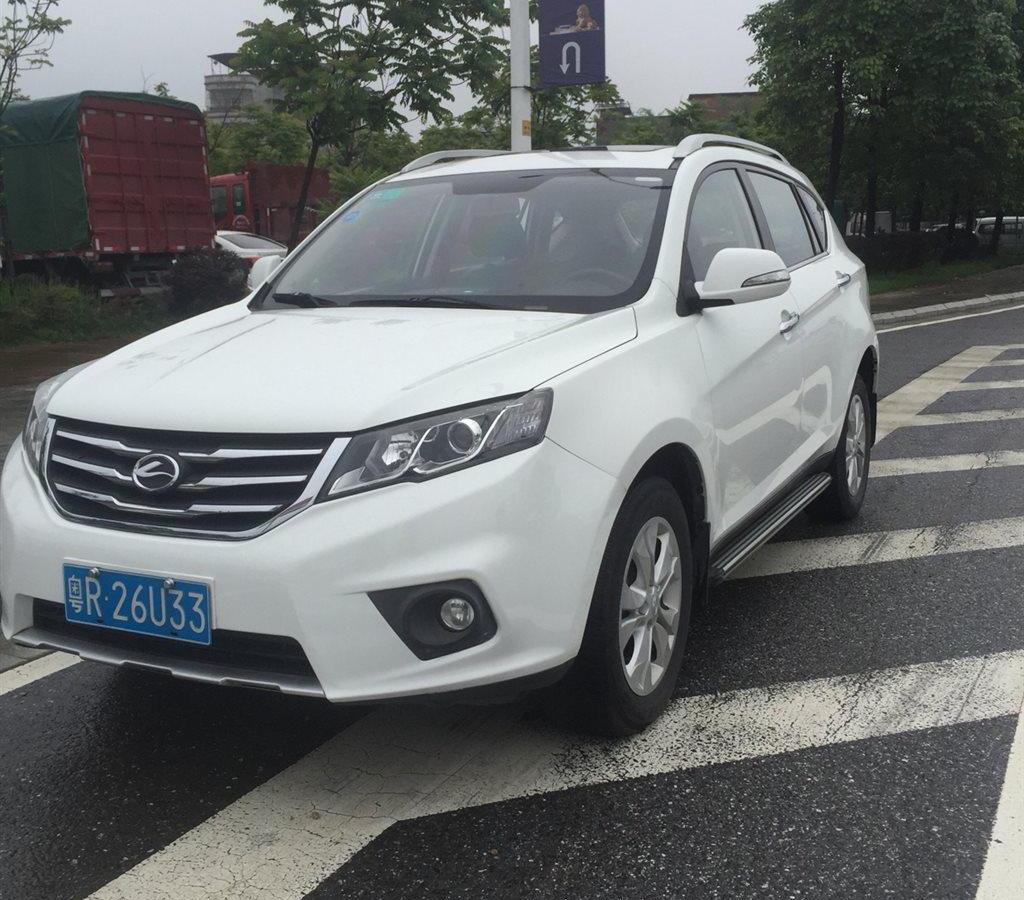 清远2014年10月陆风x52014款20t自动创领版白色自动档