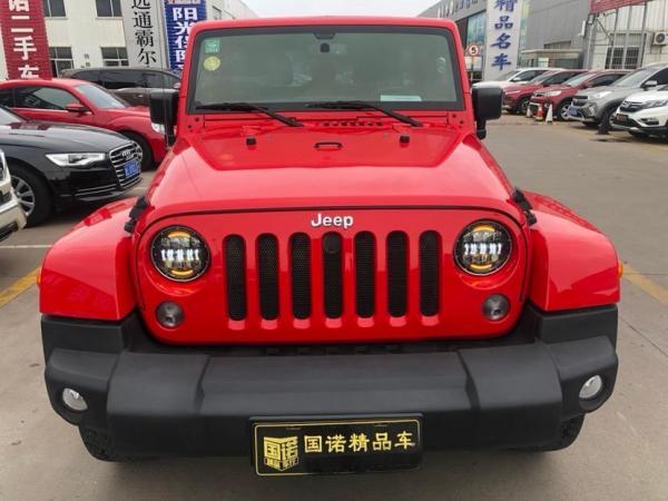 Jeep 牧马人  2015款 3.0L Sahara 四门版