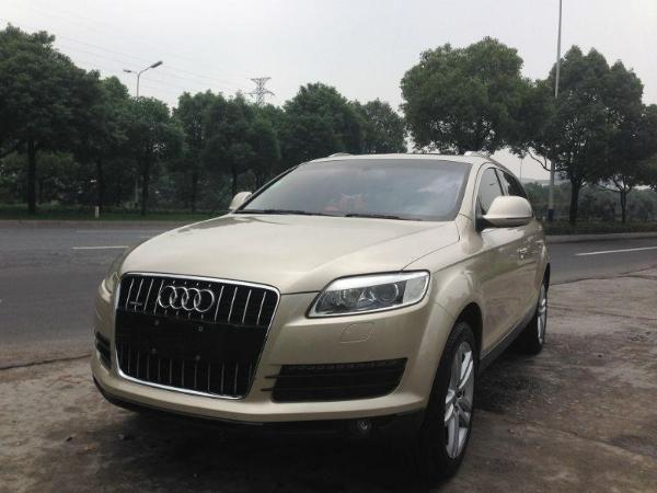 奥迪 奥迪Q7  2007款 Q7 3.6 FSI quattro 豪华型